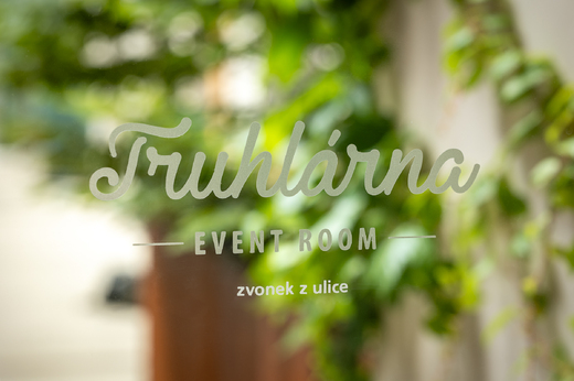 2023_07_03 - Eventroomu Truhlárna-AV-web--17.jpg