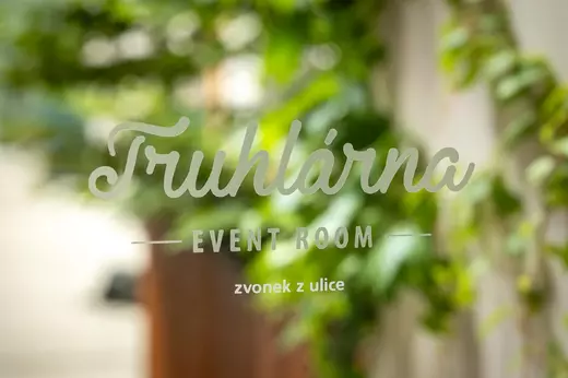 Logo Truhlárna Event Room